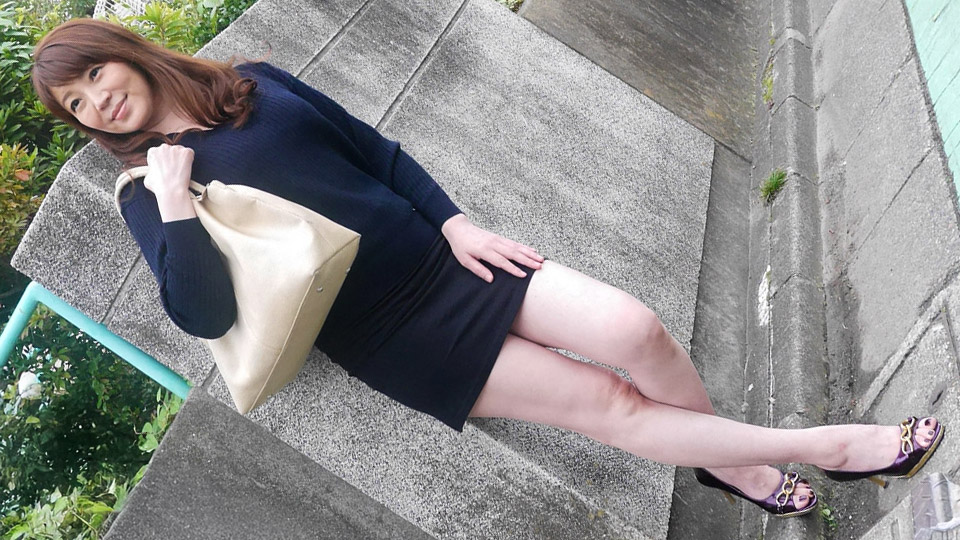 PACO-060525_100 美腿熟女街头诱捕 超短裙下浪叫连射两发！